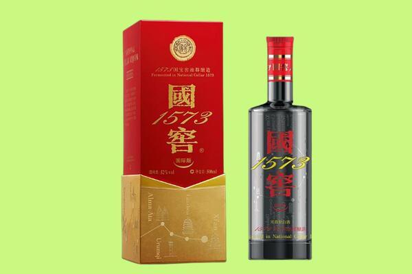 伊春嘉荫县回收国窖1573.jpg